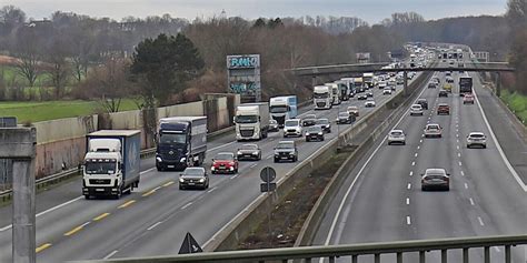 10 Jahre Lang Stau Und Stockender Verkehr Auf Der A1