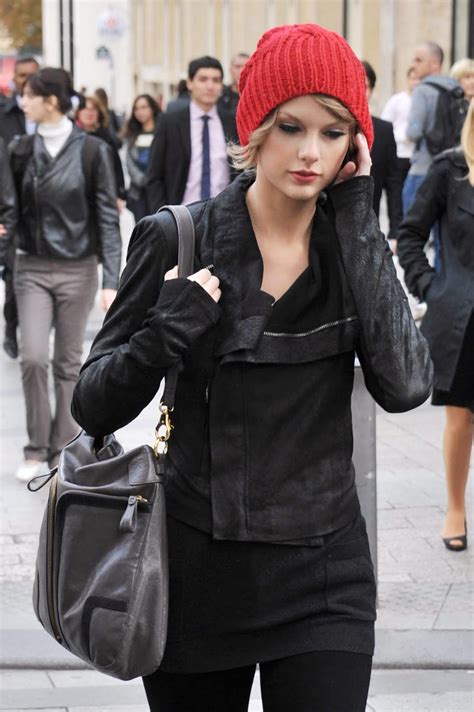 TeenCelebBuzz: Taylor Swift: Paris Perfection