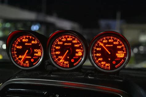 マーチの追加メーター何つけてる？に関するカスタム事例｜車のカスタム情報はcartune