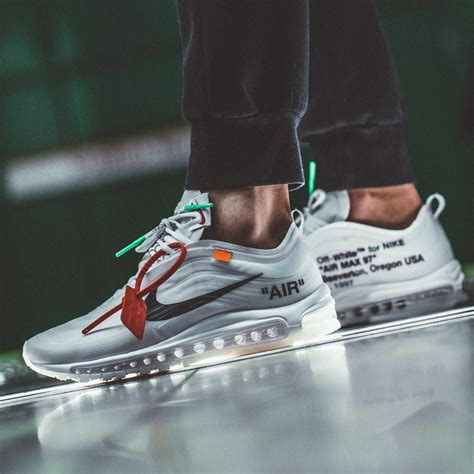 新作グッ Nike Off White エアマックス97 オフホワイト ナイキ 97 Max Air スニーカー サイズを選択してください