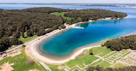 Pola Crociera In Barca Intorno Al Parco Nazionale Di Brioni Con Bagno