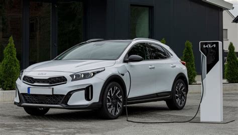 The Kia Xceed Plug In Hybrid Motability Cars Stoneacre