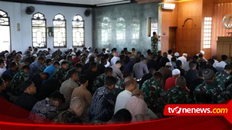 Cara TNI Polri Amankan Delegasi Dan Tamu KTT G20 Saat Beribadah