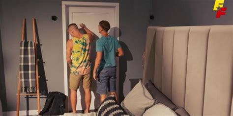 2 Straight Amateur Guys Fuck On Webcam Tnaflix