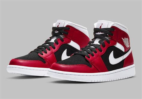 Air Jordan 1 Mid Wmns ‘gym Redwhite Black Bq6472 601 Sneaker Style