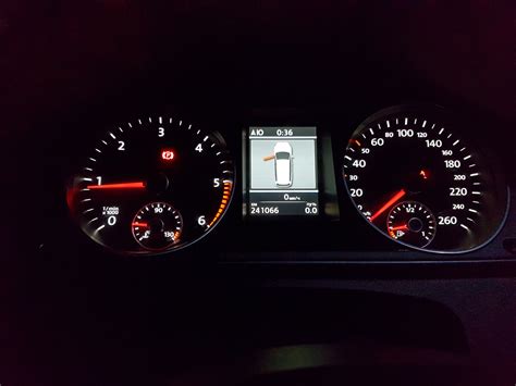 приборная панель от пассат б7 — Volkswagen Passat Variant (B6), 2 л ...