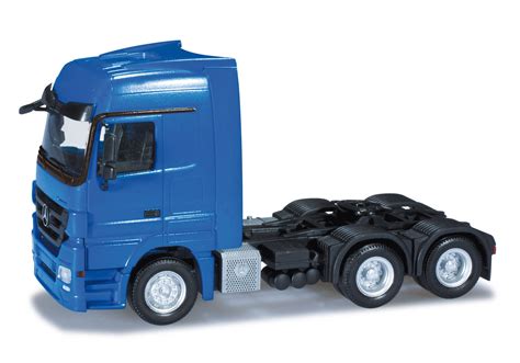 Herpa Mercedes Benz Actros LH Zugmaschine 6x4 Enzianblau 158763 002