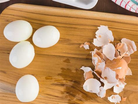 Cómo pelar huevos duros rápido y fácil PequeRecetas