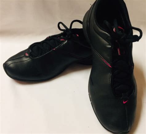 Sneakers - TAKKIES - SNEAKERS - WOMEN - SHOES - BLACK - NIKE - SIZE 4 ...