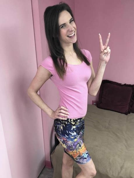 Skinny Milf Alora Jaymes Gives Logan Drake A Sizzling Pov Blowjob