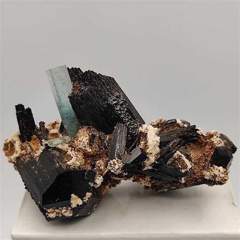 Aigue Marine Tourmaline Noire Erongo Namibie