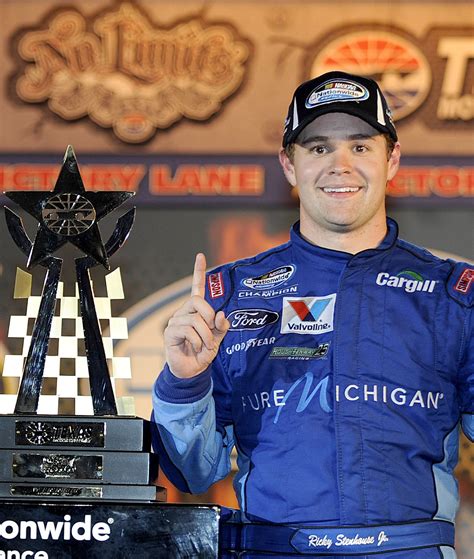 Ricky Stenhouse Jr. wins the O'Reilly Auto Parts 300 at Texas Motor ...