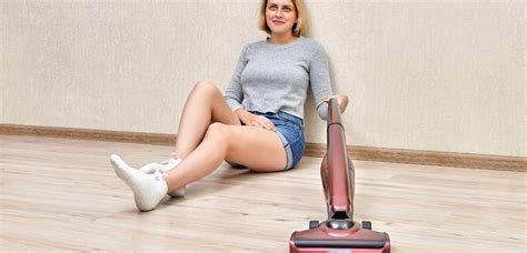 The 7 Best Cordless Stick Vacuums To Buy - The Mind Blown