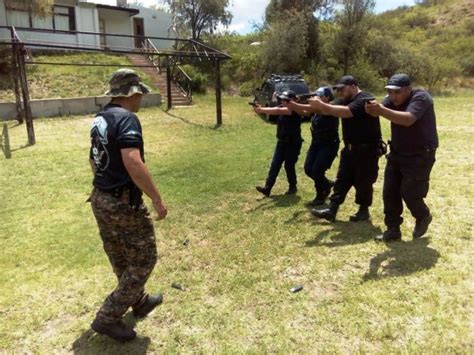 Capacitaron A Polic As Y Penitenciarios En Tiro T Ctico Agencia De