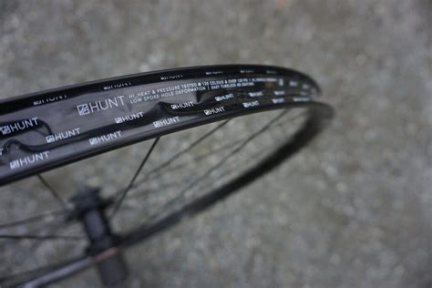 Review Hunt Season Gravel X Wide Wheelset Canadian Cycling Magazine