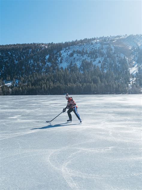 Outdoor hockey in California : hockeyplayers