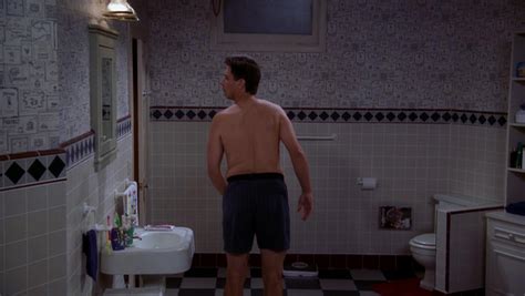 AusCAPS Ray Romano Shirtless In Everybody Loves Raymond 4 01 Boob Job