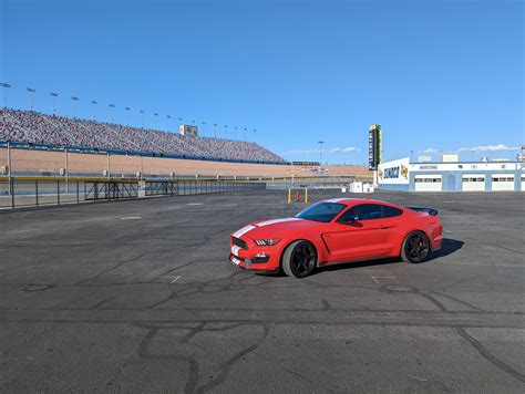 Cruising the Las Vegas Motor Speedway | 2015+ S550 Mustang Forum (GT, EcoBoost, GT350, GT500 ...