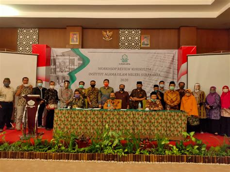 Review Kurikulum IAIN Surakarta Tahun 2020 Manajemen Dakwah UIN RM