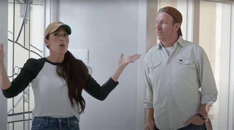 Where is the lakehouse on Fixer Upper located? Inside Chip and Joanna