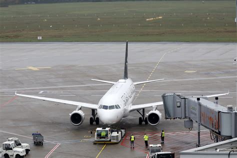 D Ails Airbus A Lufthansa Cityline K Ln Bonn Air Flickr