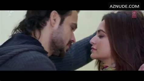 KRITI KHARBANDA Nude AZNude