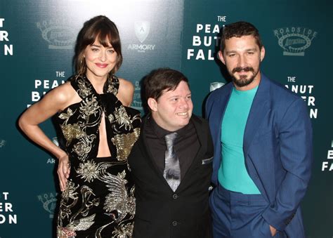 Photo Dakota Johnson Zack Gottsaken Shia Labeouf La Projection Du