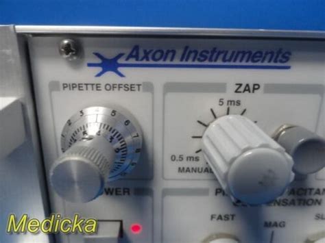 Used Axon Instrument Axopatch B Micro Electrode Amplifier W