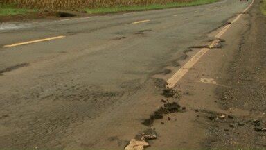 Meio Dia Paraná Foz do Iguaçu Motoristas reclamam da buraqueira nas