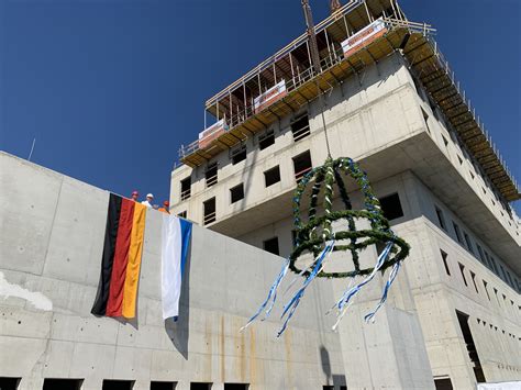 Universit Tsklinikum W Rzburg Richtfest Am Neubau Der Klinik F R