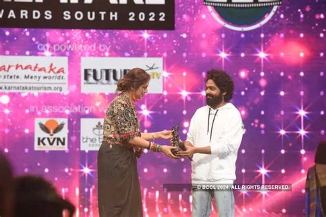 Th Parle Filmfare Awards South With Kamar Film Factory