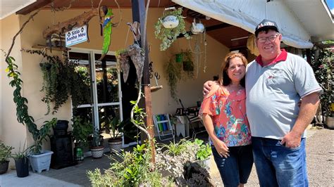 Mais Um Casal Que Abandonou A Cidade Para Viver No S Tio Lirio