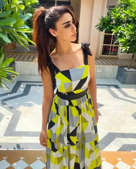 Mahek Chahal Latest Hot Pics And Photo