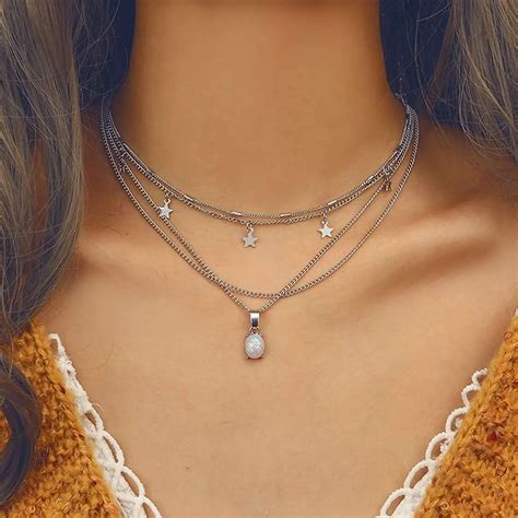 Collares Para Mujeres Ideales Para Ponerle Onda A Tu Look