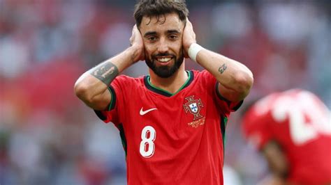 What does Bruno Fernandes' celebration mean? | The US Sun