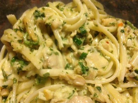 Linguine With Clams In Creamy White Wine Sauce 2 Versions