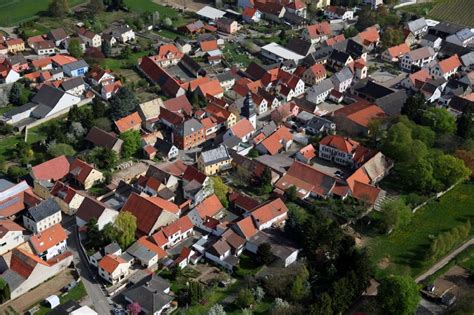 Luftbild Hochborn Bl Desheim Ortsansicht Von Hochborn Bis