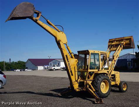 Ford 555 Special Backhoe In Randolph Ks Item Dd7811 Sold Purple Wave