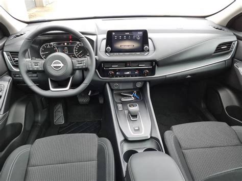 Nissan Qashqai 1 3 DIG T Mild Hybrid 158PS X Tronic Acenta PanoGlasdach