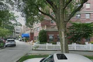 Atria Kew Gardens | Assisted Living & Memory Care | Kew Gardens, NY ...