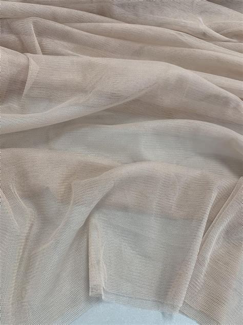 Tinklelis Nude Trys Pelėdos Audiniai ir Siuvimo Priemonės