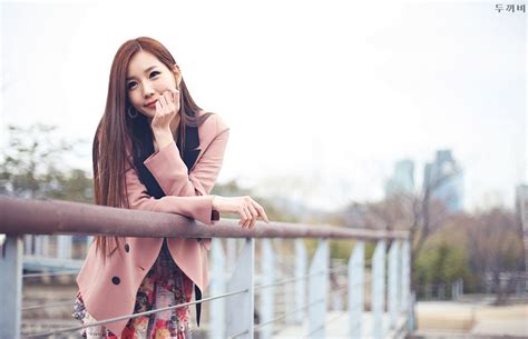 Xxx Nude Girls Lee Ji Min Casual Outdoor