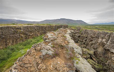 Mid Atlantic Ridge Stock Photos, Pictures & Royalty-Free Images - iStock