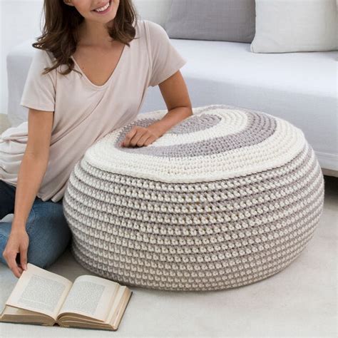 17 Free Crochet Pouf Patterns For First Enjoyable Relax + Tips