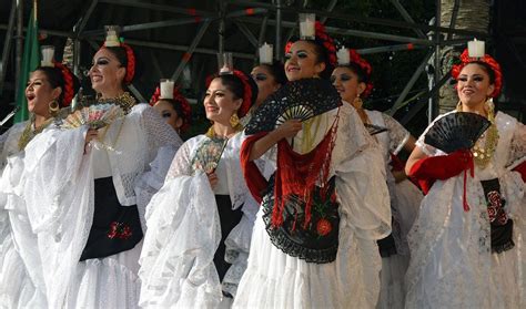 Ballet Folkl Rico Del Estado De Hidalgo M Xico