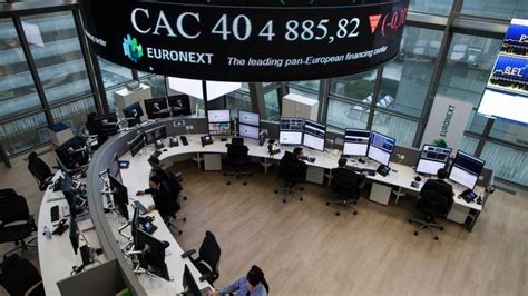 European Stock Markets Tumble Amid Fears Of Slowing Economic Growth