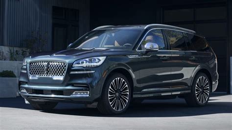 Meet the 2020 Lincoln Aviator crossover | Lincoln aviator, Best suv ...