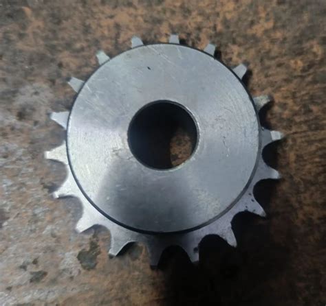 Mild Steel Simplex 1 5 Inch EN8D Sprocket Gear At Rs 400 Piece In New