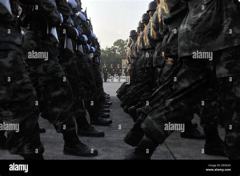 Royal Thai Army Soldiers Hi Res Stock Photography And Images Alamy