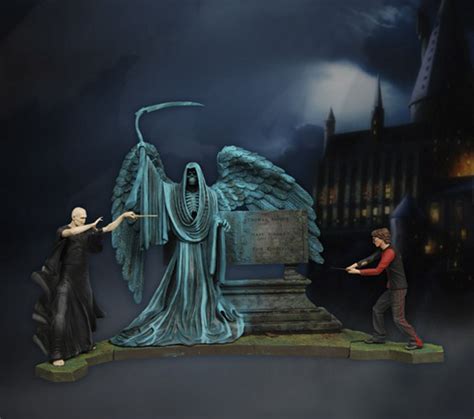 DELUXE: Harry Potter: Harry Potter Vs. Lord Voldemort (Graveyard Duel ...